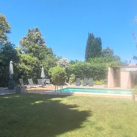 Serrane - Avec Acces Piscine *