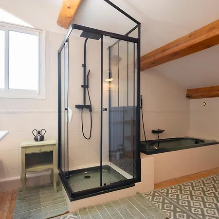 Serrane - Avec Acces Piscine Apartament